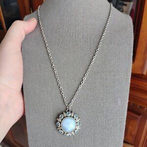 24 inch Avon Blue stoned necklace